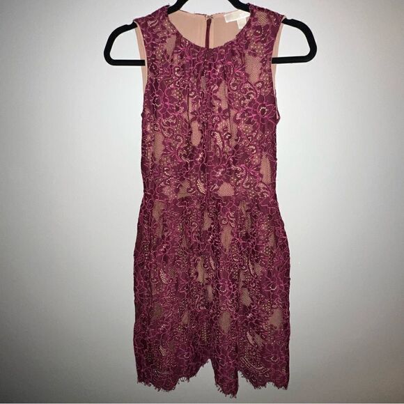 Michael Michael Kors Lace Scalloped Dress - Sz 2 - Picture 2 of 16